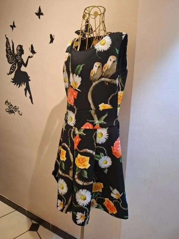 Vestido curto preto estampado – photo 2